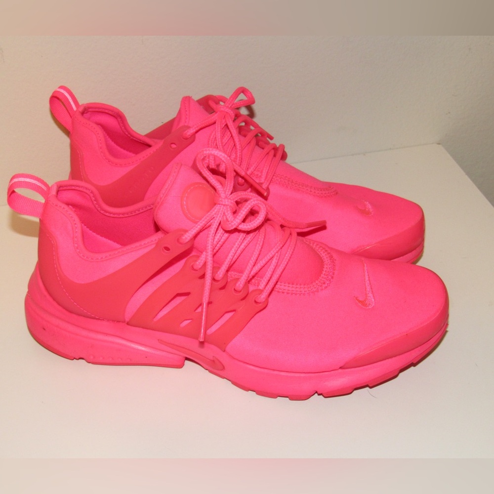 Pink Nike Air Presto